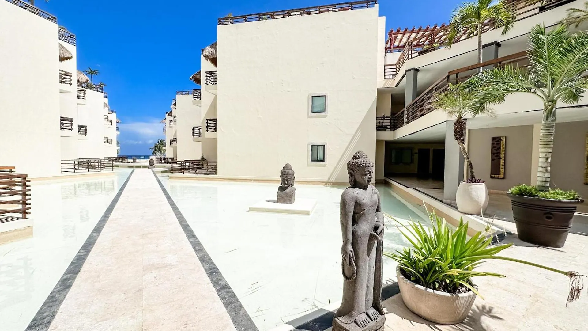 Atb33 Amazing With Enormous Terrace & Privatepool Apartment Playa del Carmen 0*,  Mexico